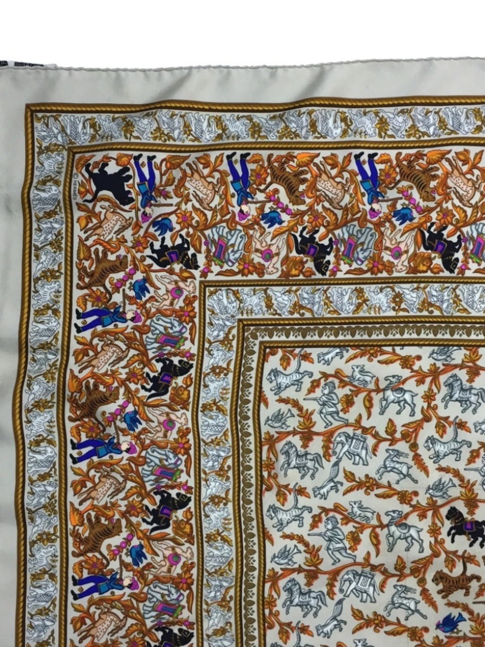 HERMES CHASSE EN INDE Carre 90 Silk 100% Scarf Multicolor - Picture 2 of 5